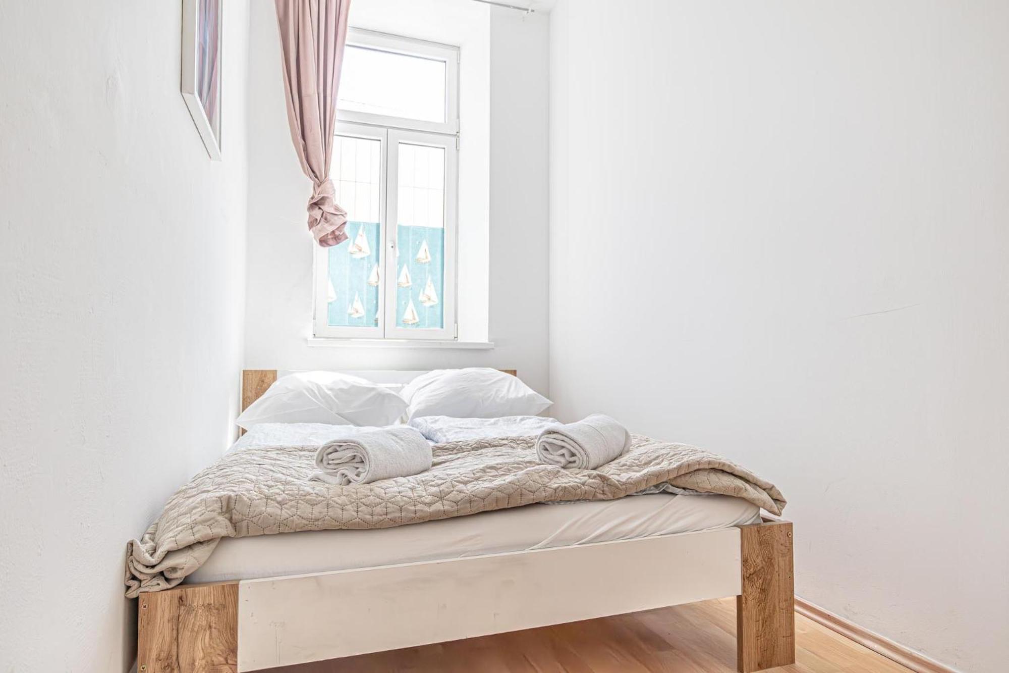 Loevly Shared 6Br With Garden Near Danube & Millenium City Wenen Buitenkant foto