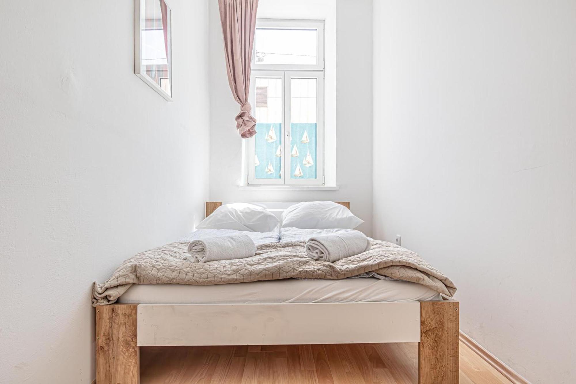Loevly Shared 6Br With Garden Near Danube & Millenium City Wenen Buitenkant foto