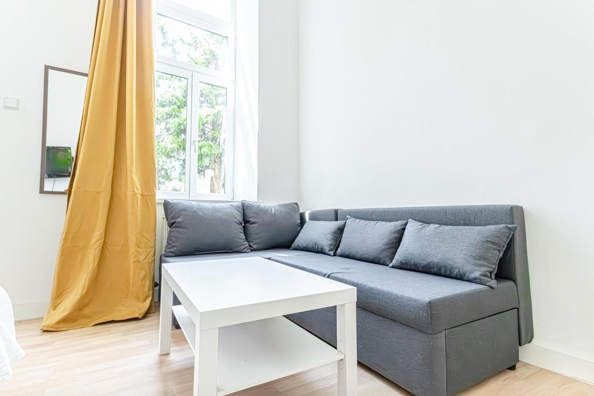 Loevly Shared 6Br With Garden Near Danube & Millenium City Wenen Buitenkant foto
