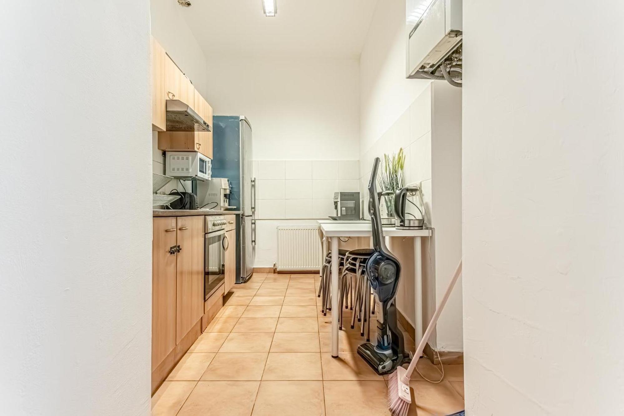 Loevly Shared 6Br With Garden Near Danube & Millenium City Wenen Buitenkant foto