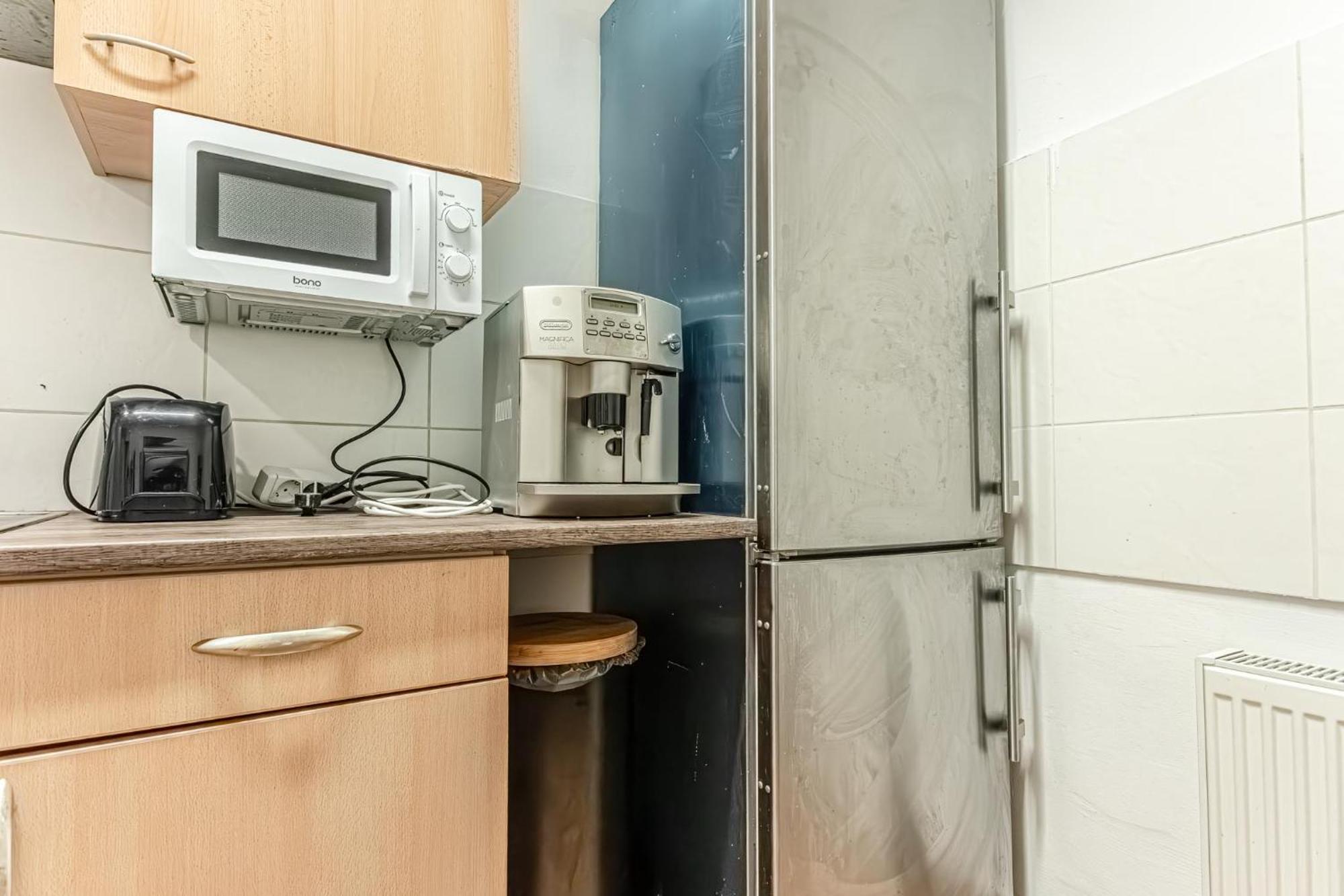 Loevly Shared 6Br With Garden Near Danube & Millenium City Wenen Buitenkant foto