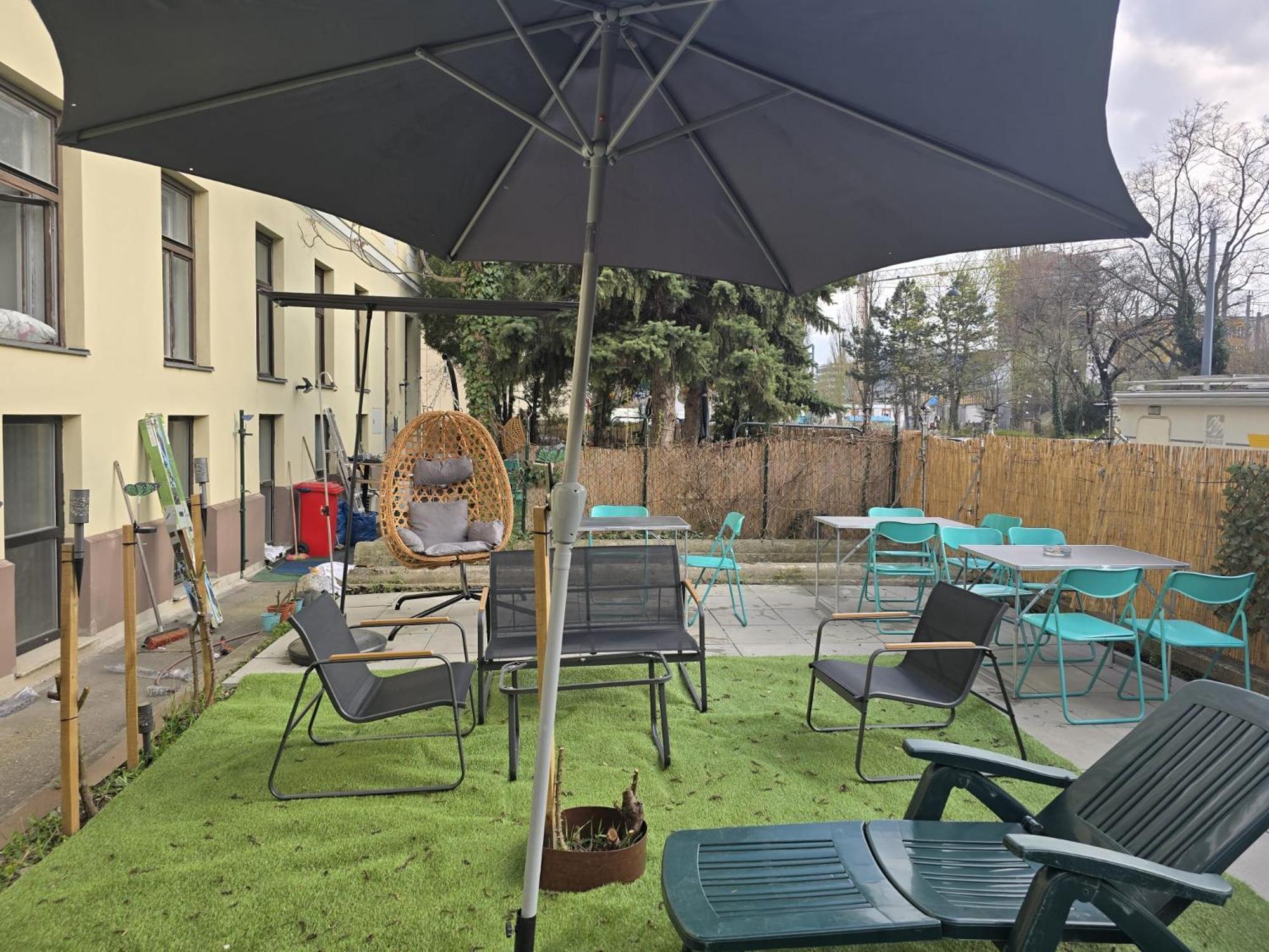 Loevly Shared 6Br With Garden Near Danube & Millenium City Wenen Buitenkant foto